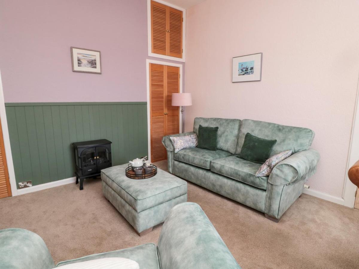 Islestone, 1 Temperance Terrace Holiday home