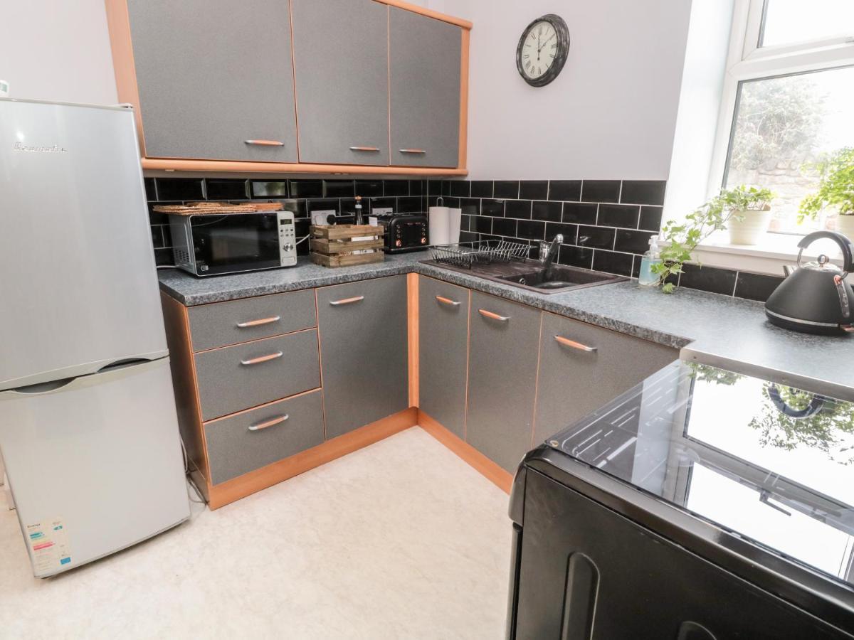 Islestone, 1 Temperance Terrace Holiday home